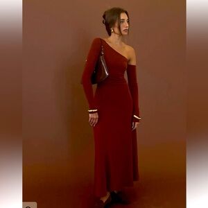 NWT Weworewhat Long Sleeve Off Shoulder Dress | Chestnut - Chestnut